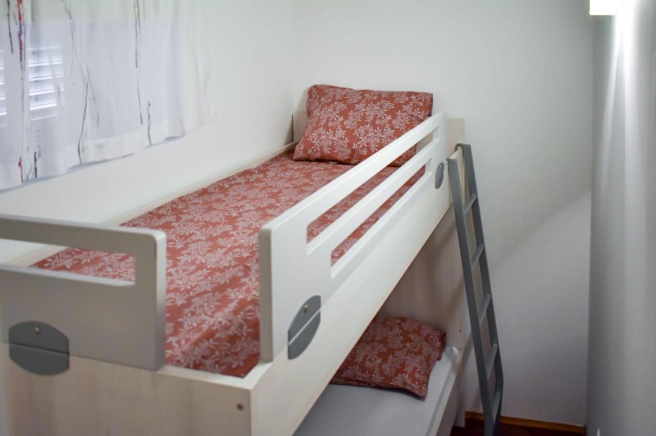 Apartman Karmen Kaštela Exterior foto