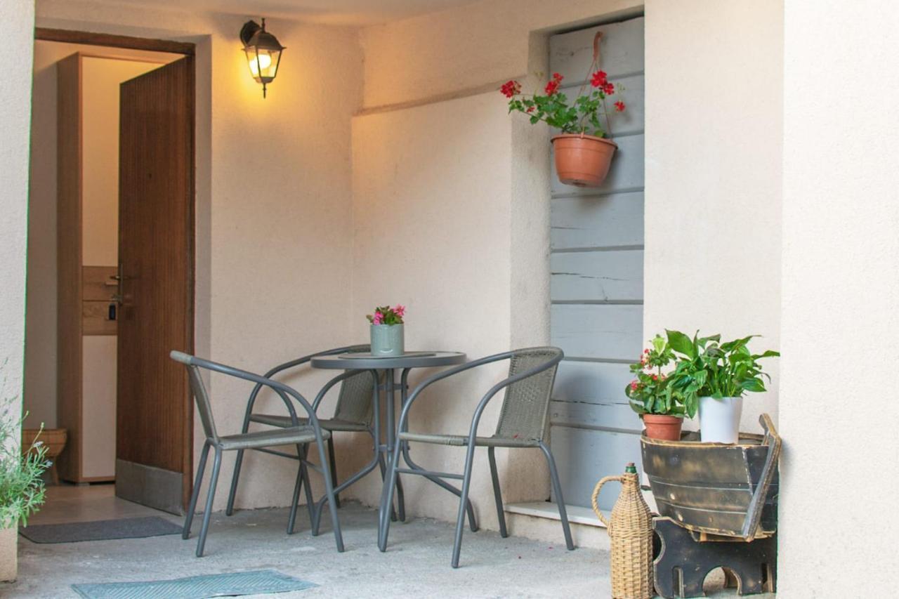 Apartman Karmen Apartment Kaštela Exterior foto