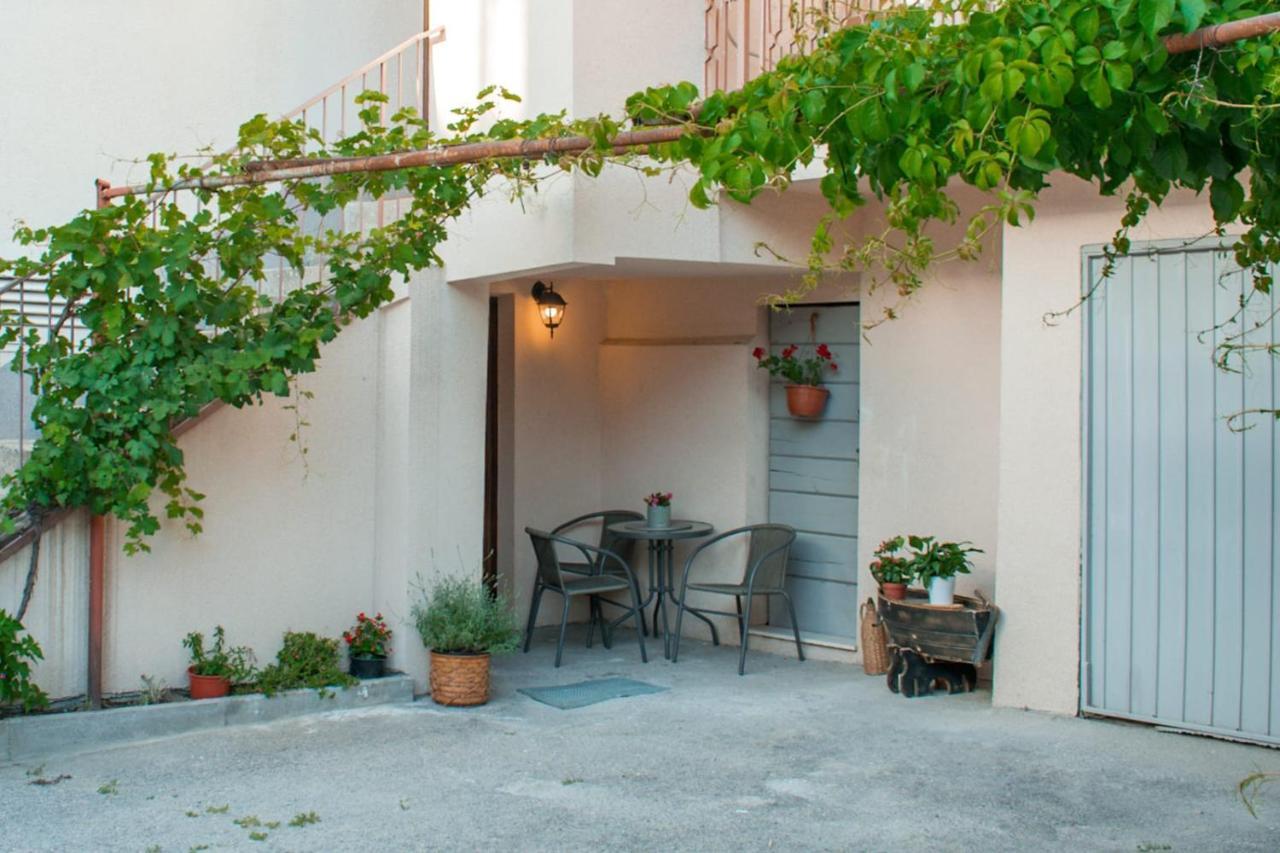 Apartman Karmen Apartment Kaštela Exterior foto